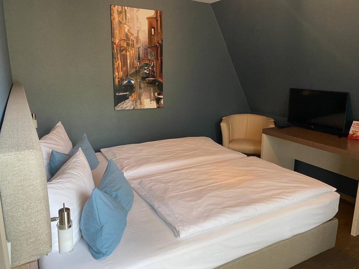 Hotel Cafe Gaestehaus Stefanie Partenstein Ngoại thất bức ảnh